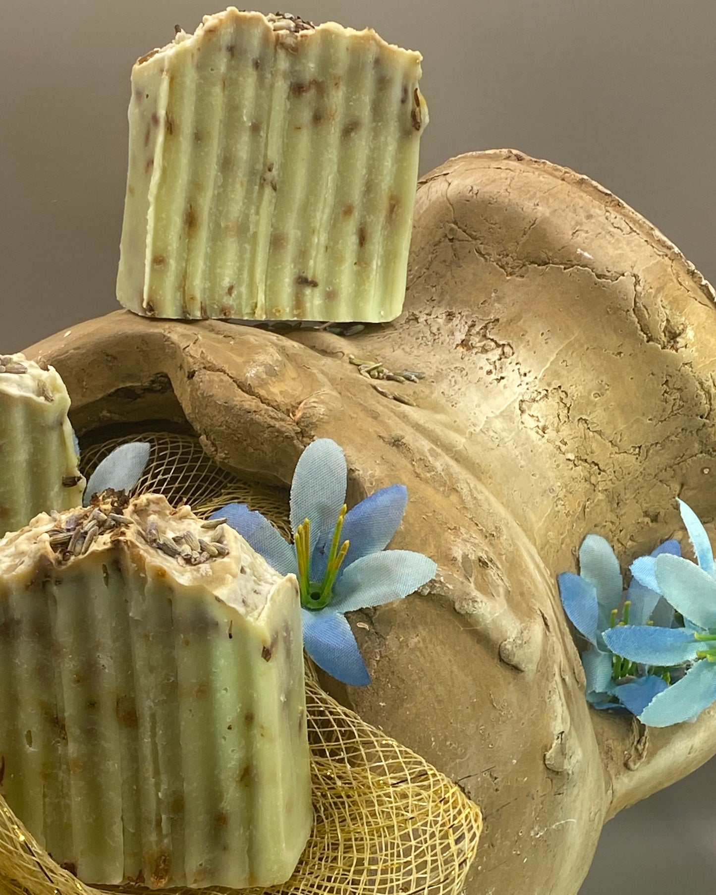 Thera Serenity – The Lavender & Basil Harmony Ritual Soap