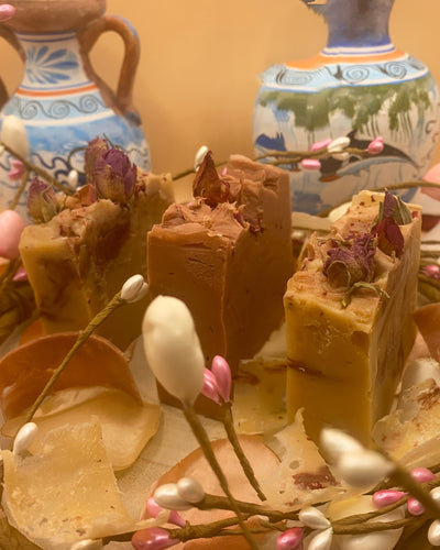 Aphrodite’s Glow Soap – Radiance, Hydration & Elegance Inspired by Ancient Greece (4.5 oz)