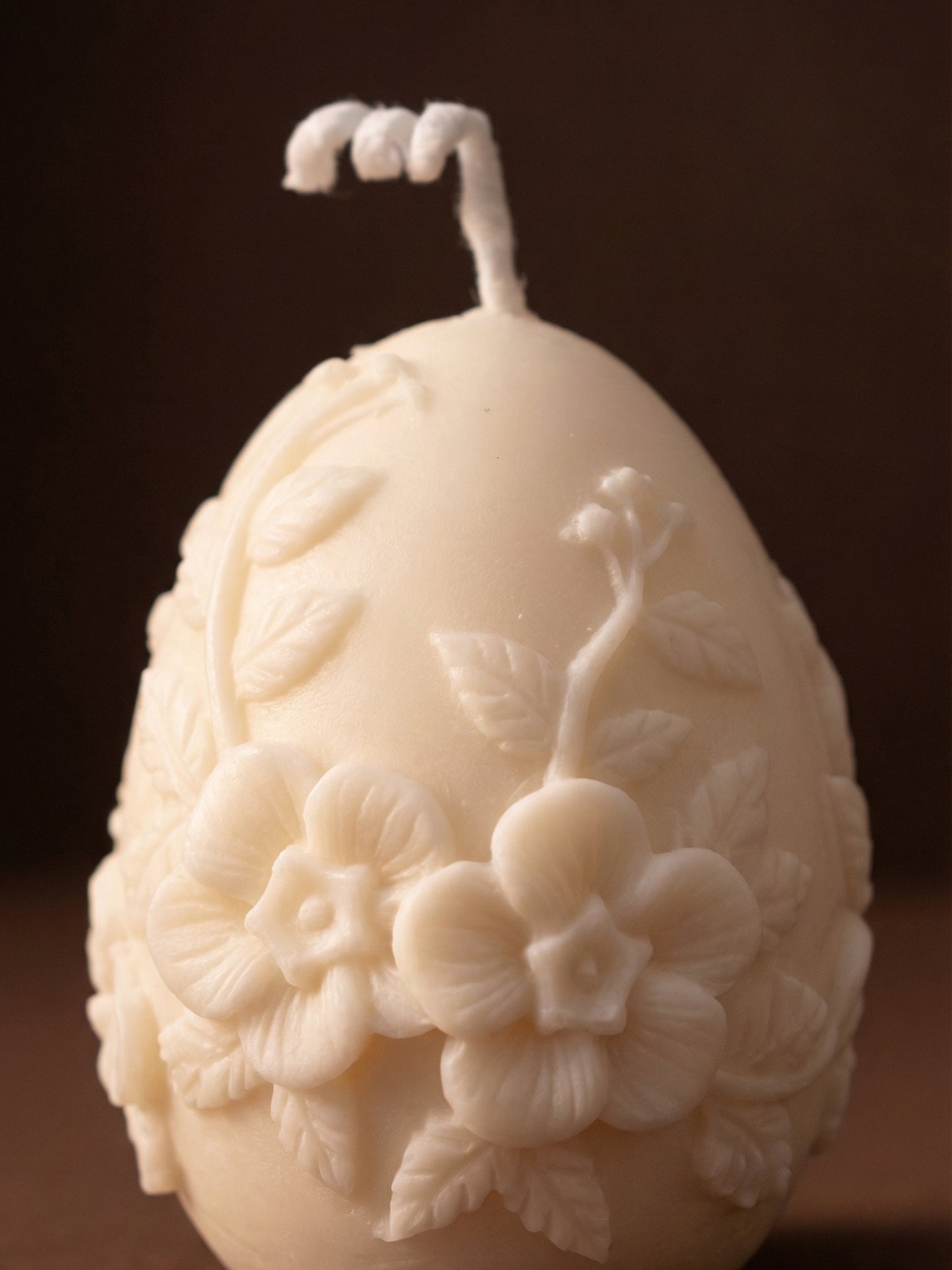 Aurelia Bloom — Honey & Vanilla Sculptural Soy Wax Candle (3.5 oz / 100 g)