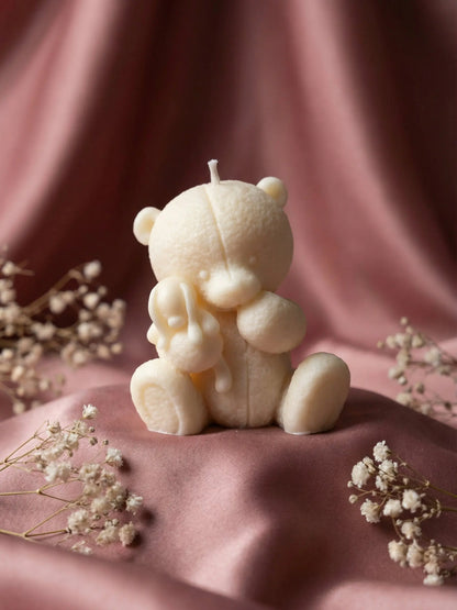 Elior Handmade organic natural teddy bear candle in cream soy wax, minimalist Valentine’s home decor candle DEOS CO