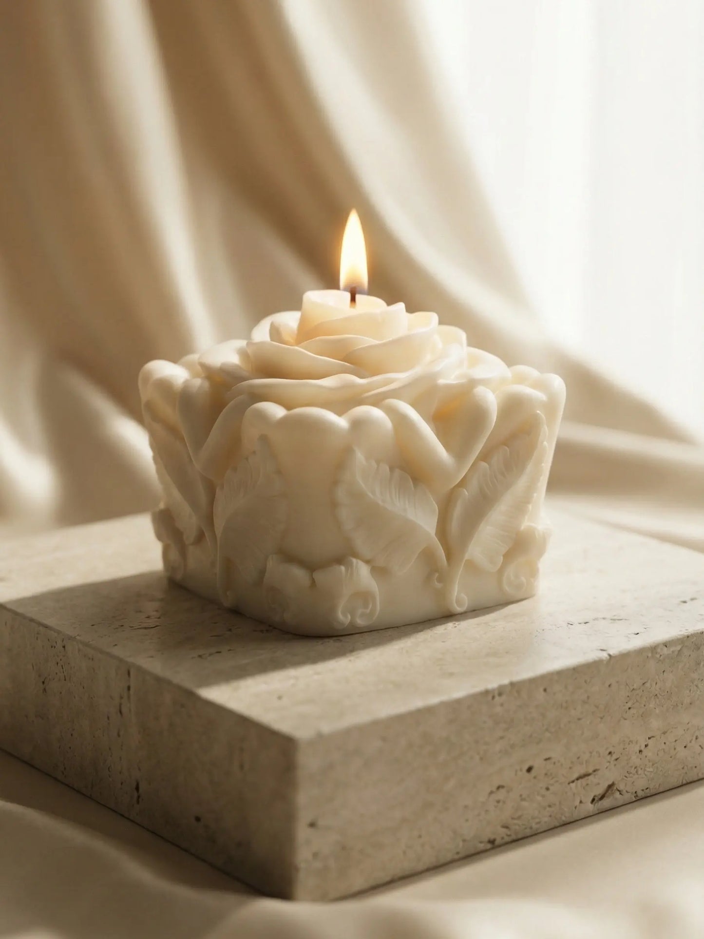 FLORÉVE honey vanilla candle by DEOS Co