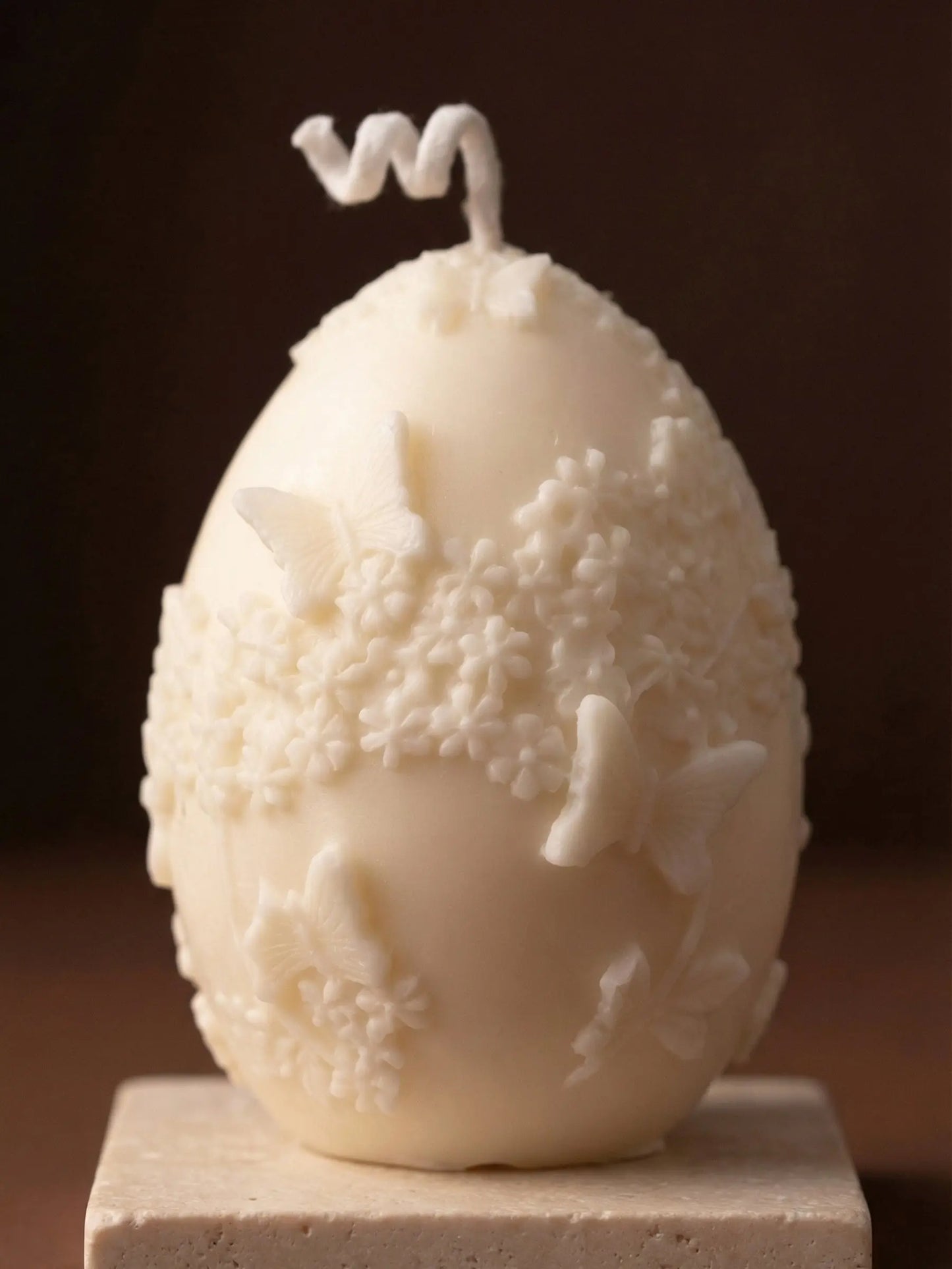 Luxury butterfly sculptural soy candle