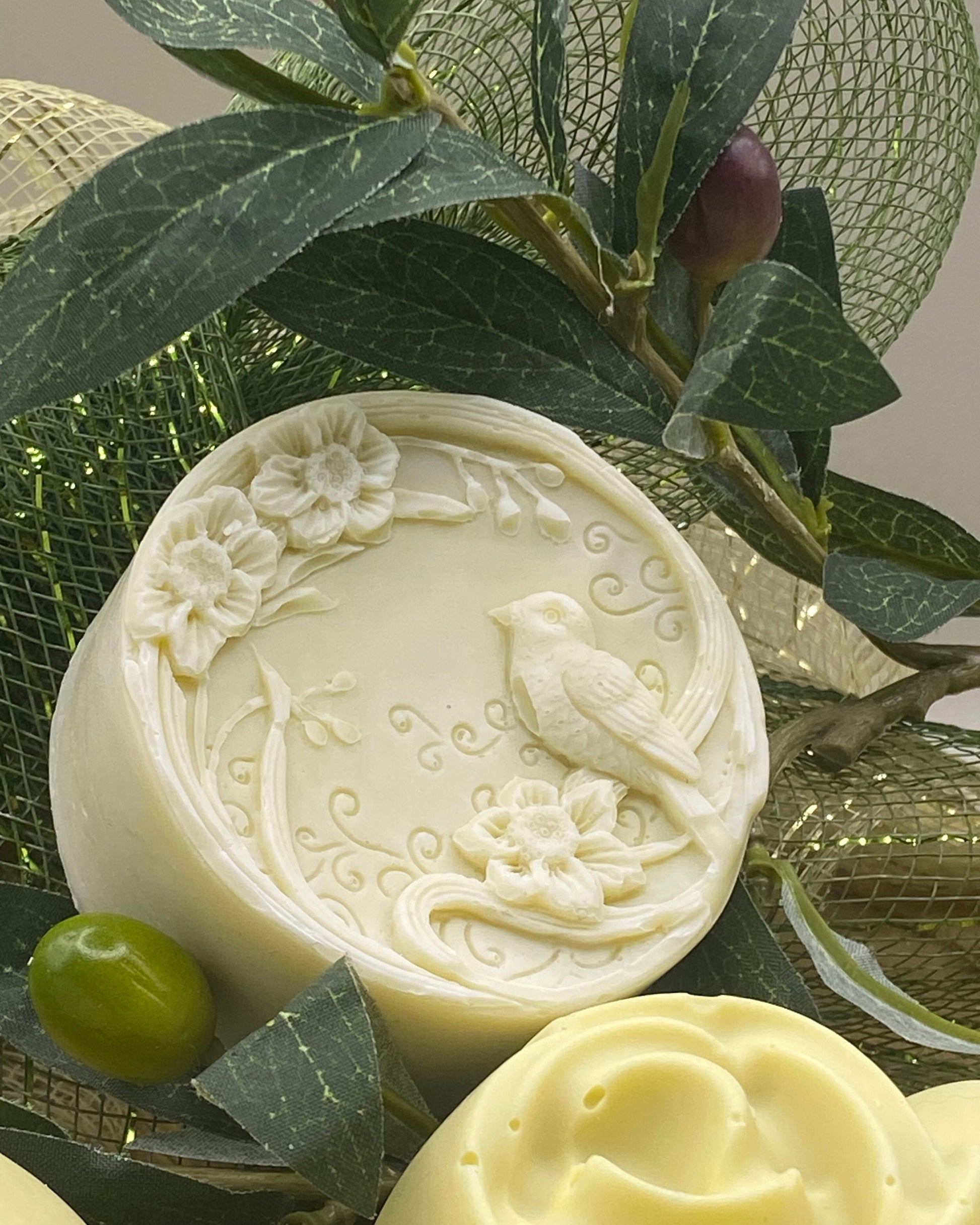 Deos Co. Nardus Bliss 100% natural olive oil soap – handcrafted Greek soap infused with lavender essential oil for deep hydration, relaxation, and a gentle, soothing cleanse
Deos Co. Nardus Bliss organic olive oil soap – luxurious, creamy texture with antioxidant-rich olive oil and calming lavender for soft, radiant skin
Deos Nardus Bliss handmade lavender olive oil soap – rich, foamy lather that cleanses, hydrates, and soothes the skin with pure botanical ingredients