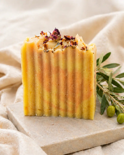 Aphrodite’s Glow Soap Bar – Natural Radiance, Hydrating Rose Geranium & Olive Oil Greek Soap (Handmade, Organic, 4.5 oz / 127.6 g) Deos Co.