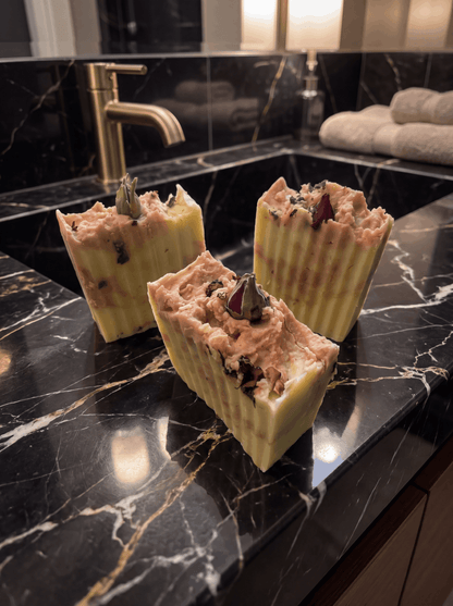 Aphrodite’s Glow Soap Bar – Natural Radiance, Hydrating Rose Geranium & Olive Oil Greek Soap (Handmade, Organic, 4.5 oz / 127.6 g)